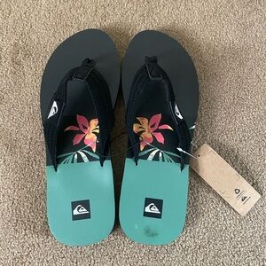 Quiksilver Dune Sandals / Flip Flops ‘Molokai Floral Print’ (Men’s Size 13) NWT
